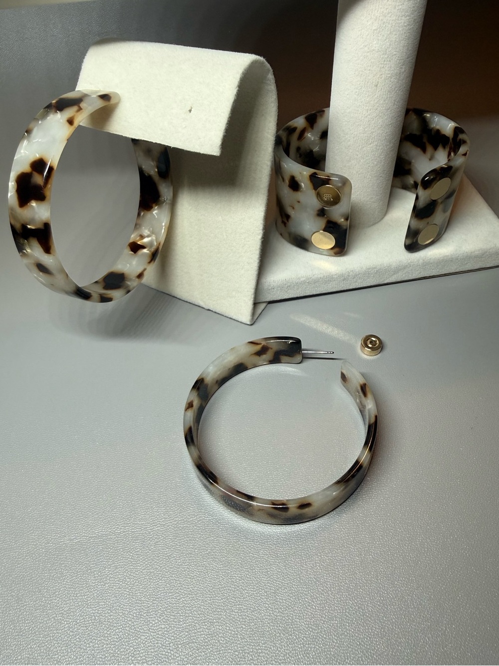 H&M Tortoise Resin Hoop Earrings & Matching Cuff Bracelet Set